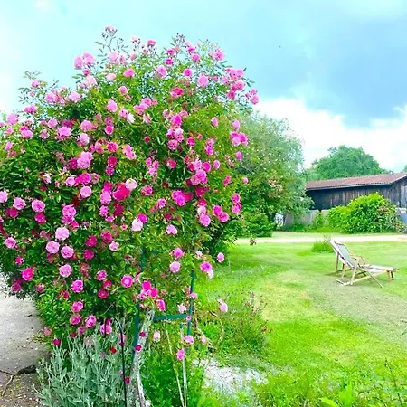 Maison Piscine, Jardin Privatifs Holiday home *
