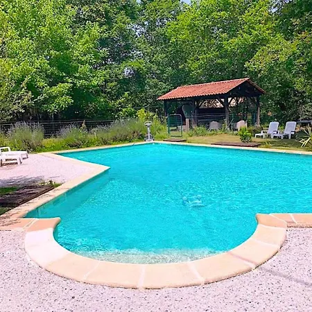 Holiday home Maison Piscine, Jardin Privatifs Origne (Gironde)