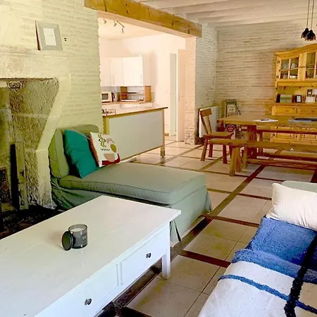 Maison Piscine, Jardin Privatifs Holiday home Origne (Gironde)